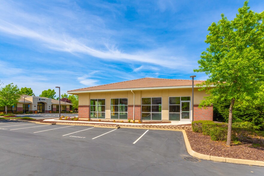 More Photos Of 4939 Hillsdale Cir, El Dorado Hills Medical For Lease