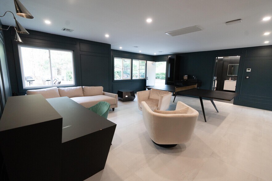 More Photos Of 1700 Route 37 W, Toms River Office For Lease