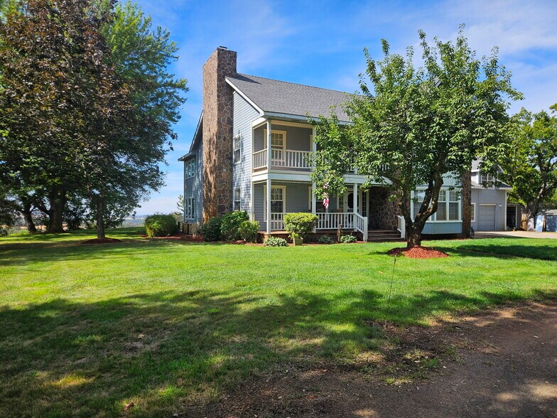 More Photos Of 10580 Dickson Rd, Plymouth Winery Vineyard For Sale