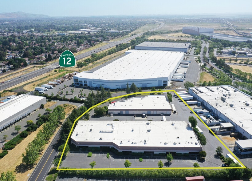 More Photos Of 2349 N Watney Way, Fairfield Unknown For Lease