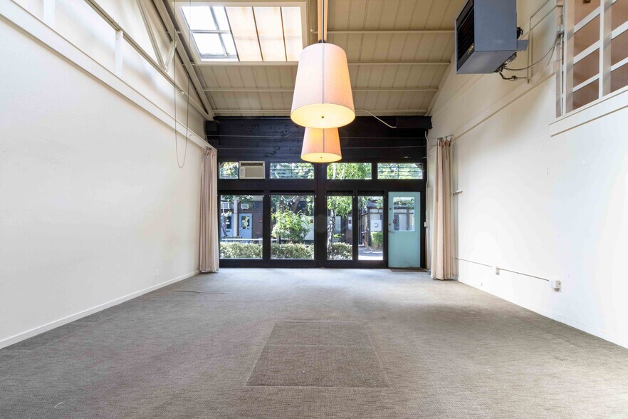 More Photos Of 10 Arkansas St, San Francisco Office For Lease