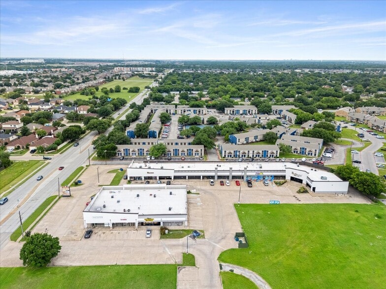 More Photos Of 3005-3007 S Carrier Pky, Grand Prairie Unknown For Lease