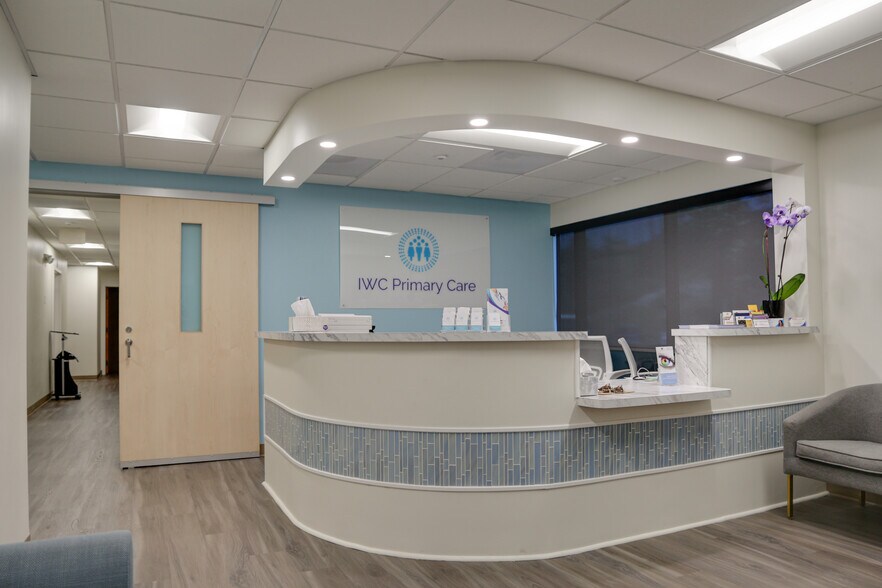 More Photos Of 10225 Austin Dr, Spring Valley Medical For Lease