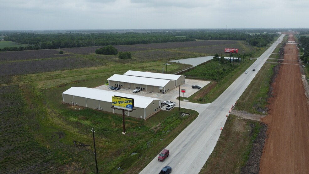 More Photos Of 9210 Highway 36, Needville Showroom For Sale