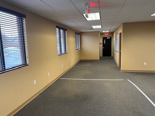 More Photos Of 612 Pierce Blvd, O'Fallon Office For Lease