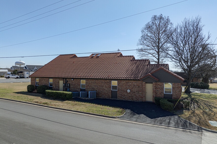 More Photos Of 3415 N Loy Lake Rd, Sherman Medical For Sale