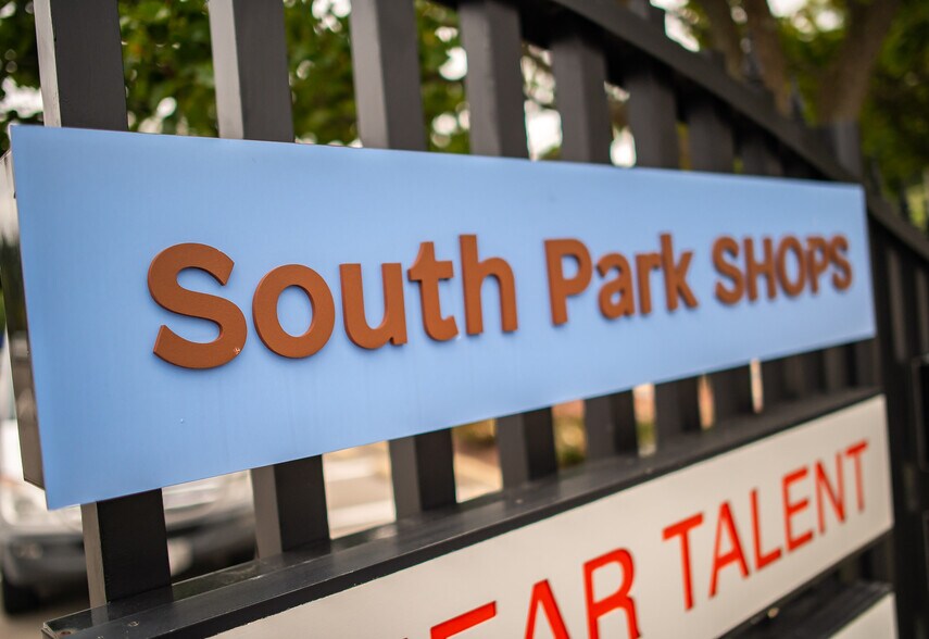 More Photos Of 5209-5259 Library Rd S, Bethel Park Unknown For Lease