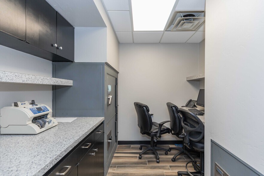 More Photos Of 1619 Pecos St, Amarillo Office For Lease