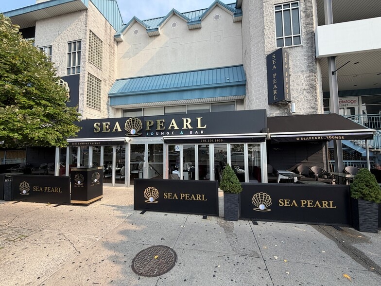 Primary Photo Of 2027 Emmons Ave, Brooklyn Restaurant For Lease
