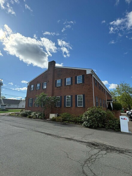 More Photos Of , Bloomfield Office For Sale