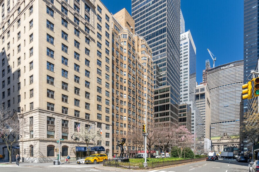 More Photos Of 80 Park Ave, New York Apartments For Sale