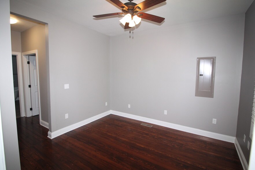 More Photos Of 430 Adams St, Paducah Apartments For Sale