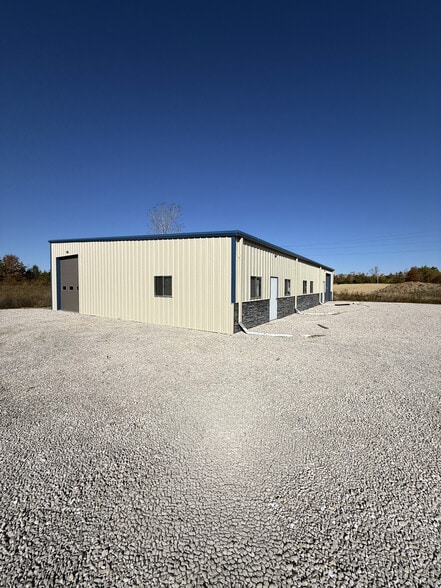 More Photos Of 70 Cooperative Way, Wright City Industrial For Lease