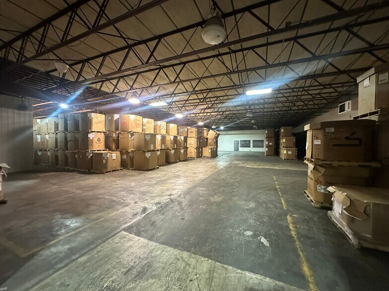 More Photos Of 2305 Saint Joseph Ave, Saint Joseph Warehouse For Sale