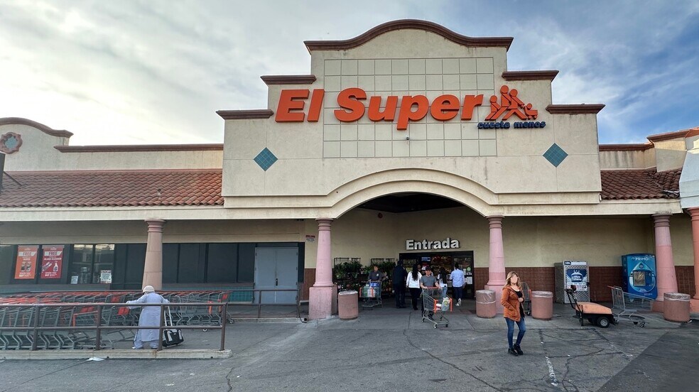 More Photos Of 14151 Ramona Blvd, Baldwin Park General Retail For Lease