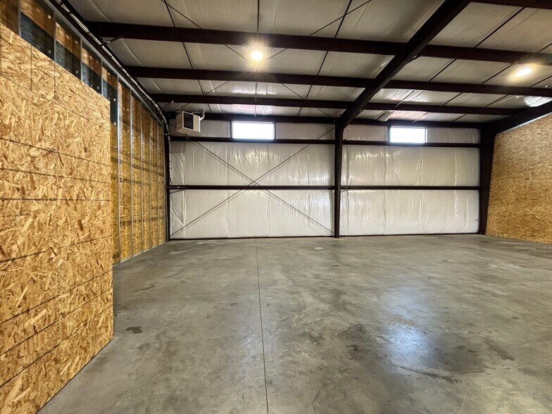 More Photos Of 1937 Pacific Ct SE, Stayton Industrial For Lease