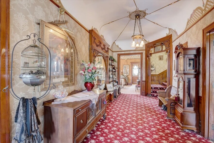 More Photos Of 3209 W Wells St, Milwaukee Hospitality For Sale