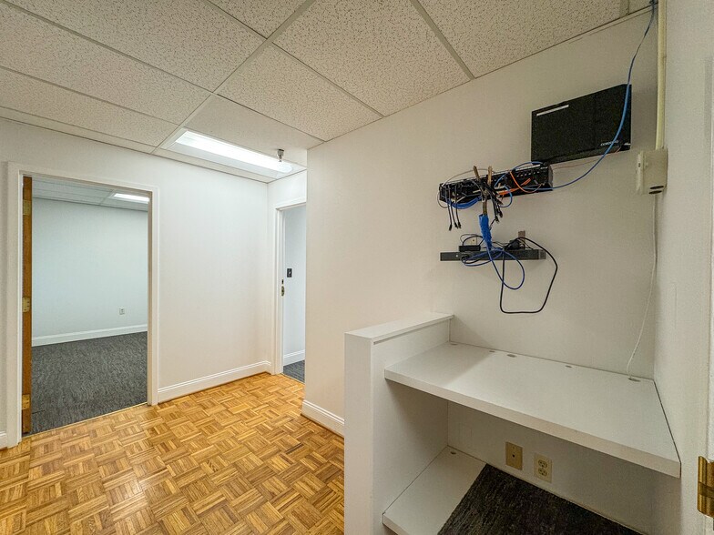 More Photos Of 606 Baltimore Ave, Towson Medical For Lease