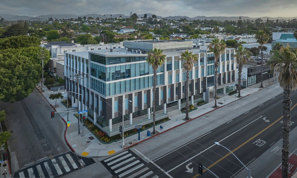 More Photos Of 2901 Wilshire Blvd, Santa Monica Medical For Lease