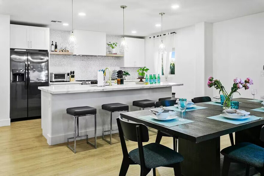 More Photos Of 3139 N 40th St, Phoenix Apartments For Sale