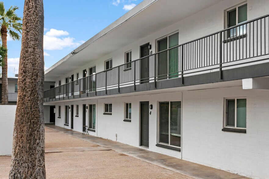 More Photos Of 2014 W Berridge Ln, Phoenix Apartments For Sale