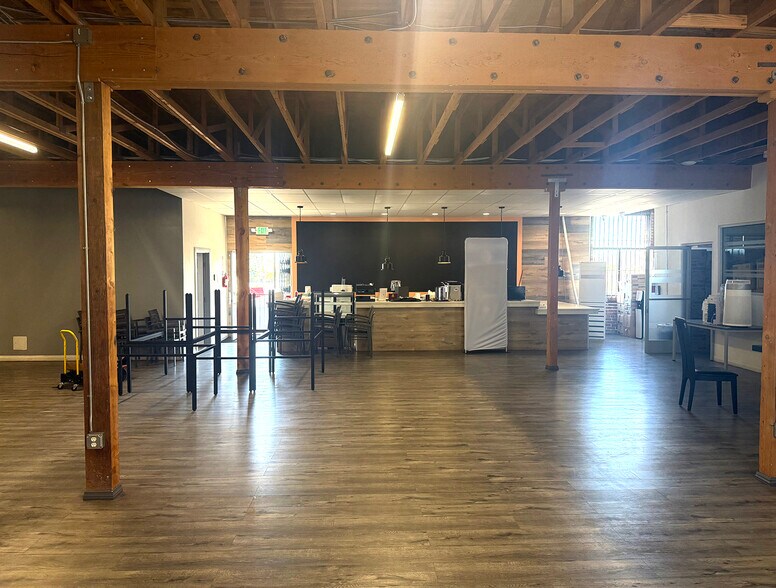 More Photos Of 1545 Venice Blvd, Los Angeles Industrial For Lease