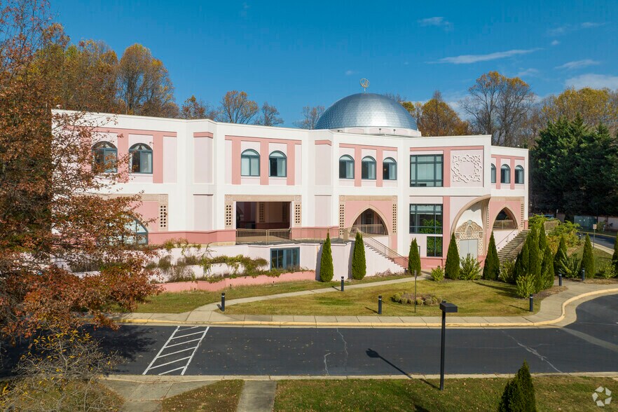 More Photos Of 11326 Leesburg Pike, Herndon Religious Facility For Sale