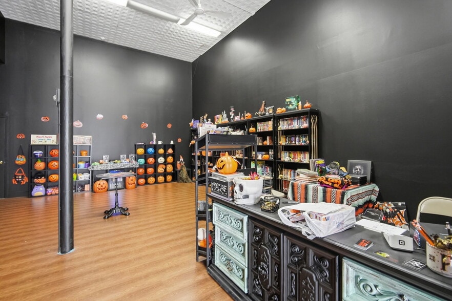 More Photos Of 48 Elm St, Westfield Storefront For Sale