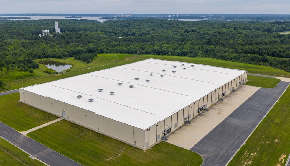 Primary Photo Of 2701 Bermuda Hundred Rd, Chester Warehouse For Lease