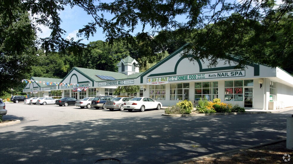 Primary Photo Of 126-130 Woodbury Rd, Woodbury Unknown For Lease