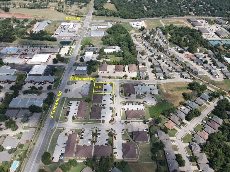 More Photos Of 517 Liberty Ln, Edmond Office For Lease