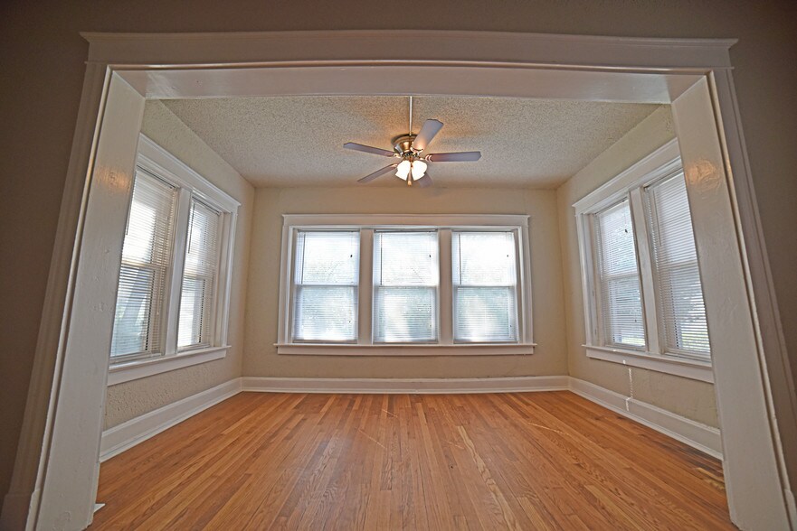 More Photos Of 4025-4027 Harrison St, Kansas City Apartments For Sale
