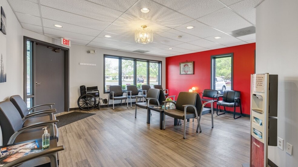 More Photos Of 1960-1980 Bethel Rd, Columbus Medical For Sale