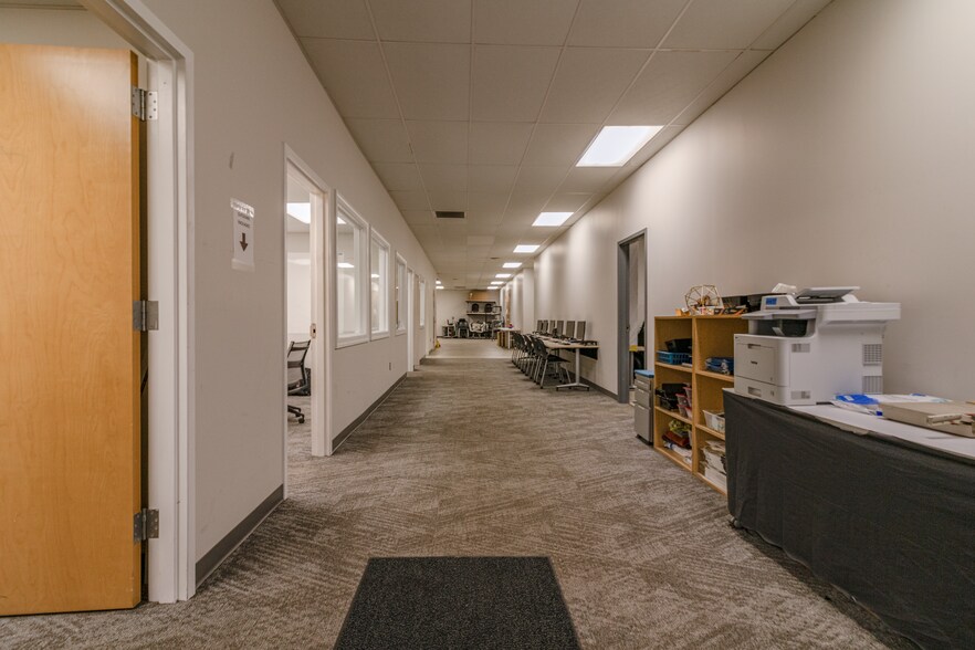 More Photos Of 1023 S Miami Blvd, Durham Warehouse For Lease