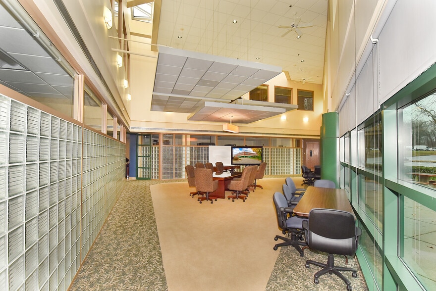 More Photos Of 755 Winding Brook Dr, Glastonbury Office For Sale