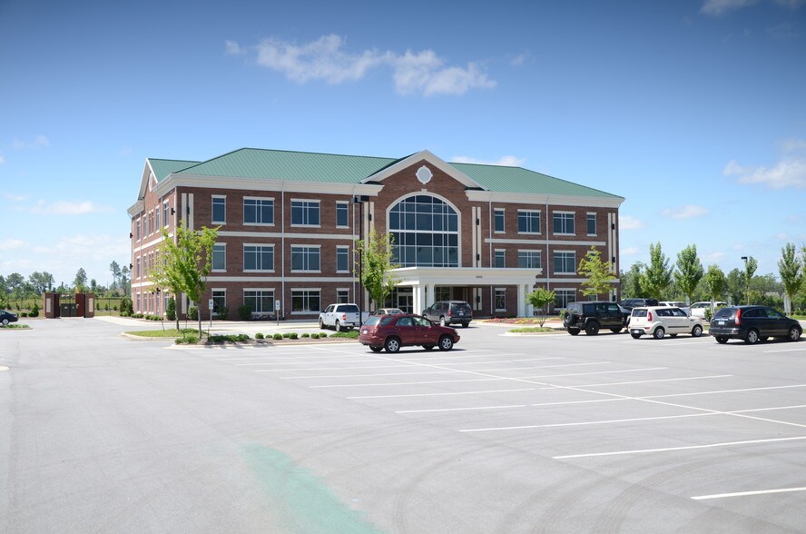 More Photos Of 3400 Walsh Pky, Fayetteville Office For Lease