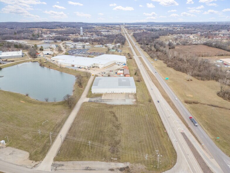 More Photos Of 1500 Dismuke Dr, Farmington Distribution For Sale