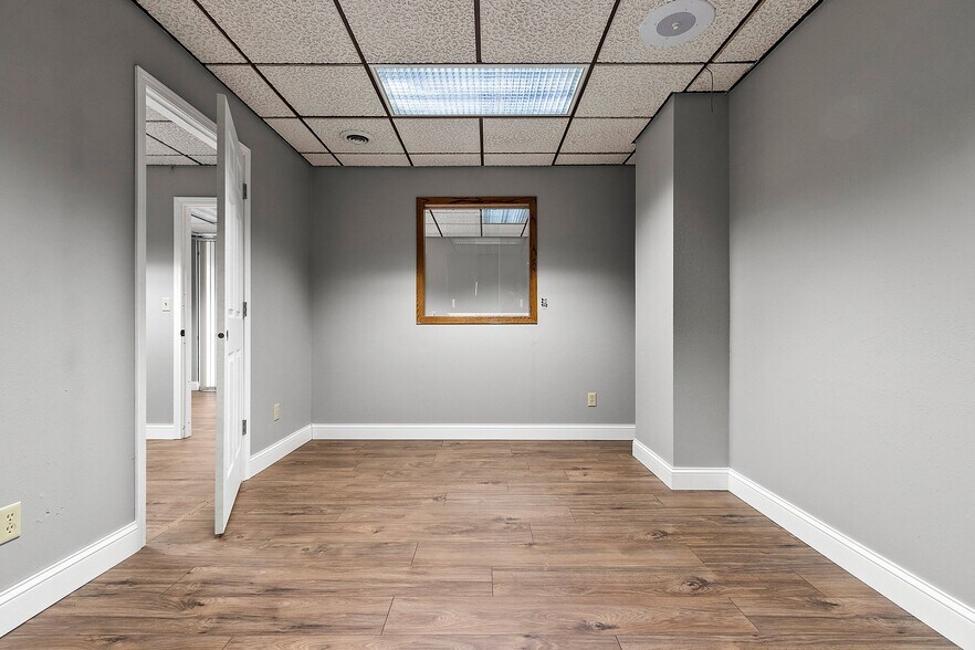 More Photos Of 400 E Highland Dr, Oconto Falls Office For Lease