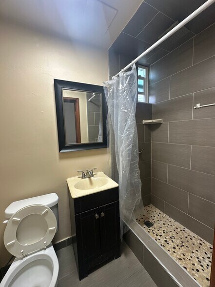 More Photos Of 2506 Juliet St., Los Angeles Multifamily For Sale