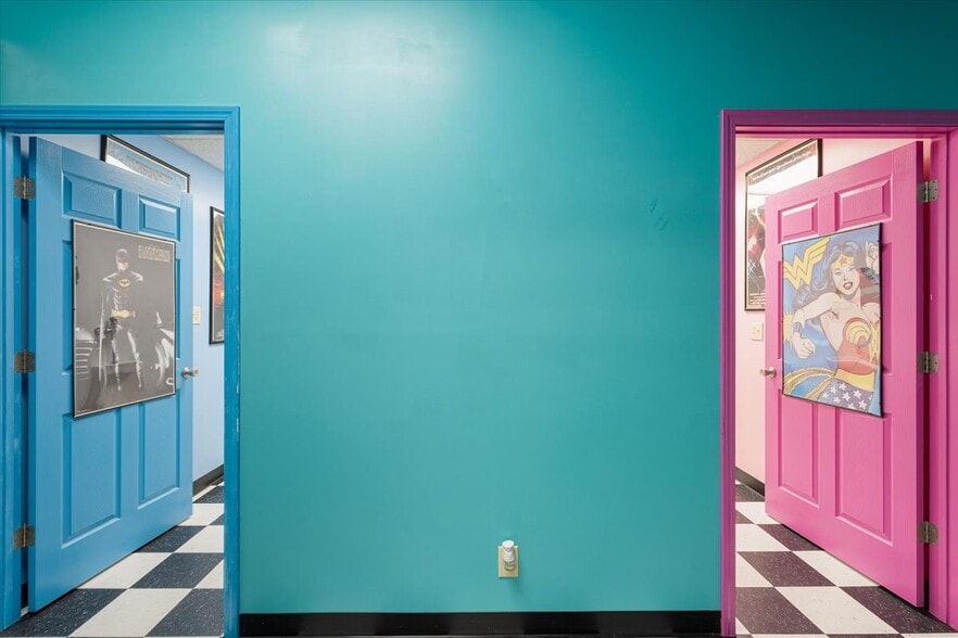 More Photos Of 1490 Highway 412 W, Siloam Springs Bowling Alley For Sale