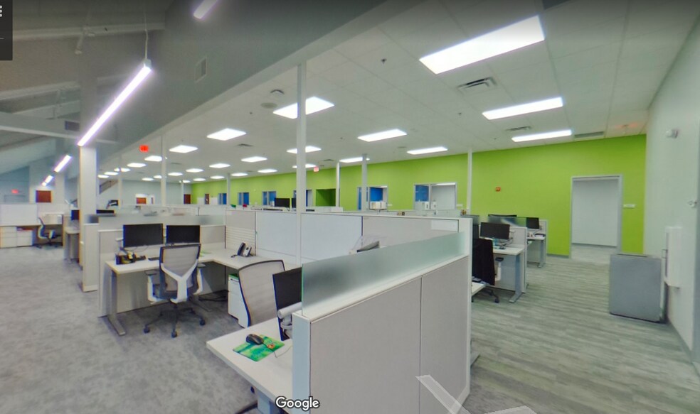 More Photos Of 15755 N Pointe Blvd, Noblesville Medical For Sale