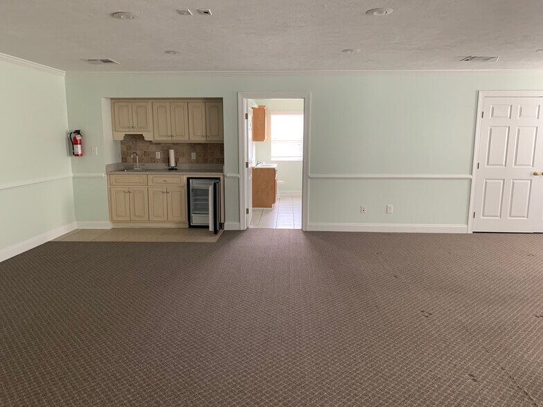 More Photos Of 602 Ponder Place Dr, Evans Office For Lease
