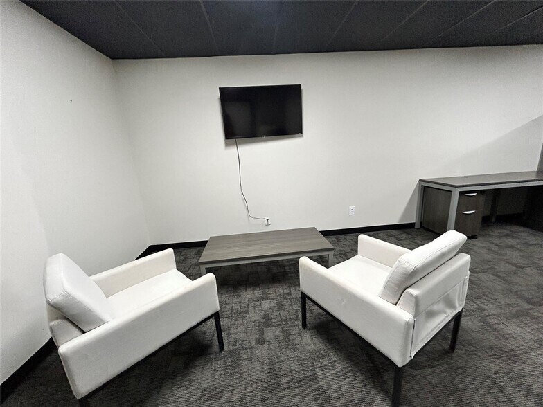 More Photos Of 159 S Graham St, Stephenville Office Residential For Lease