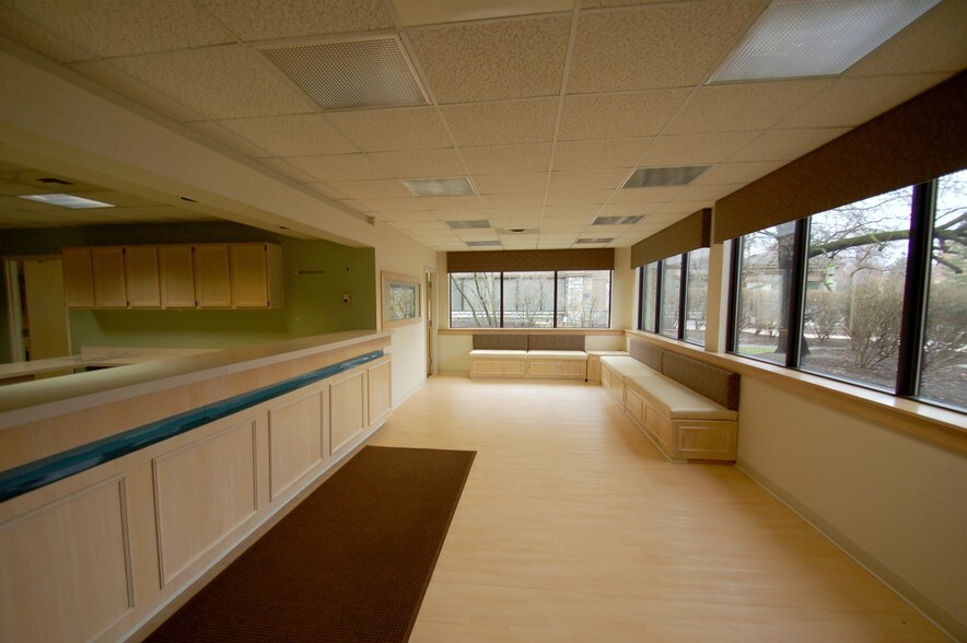 More Photos Of 8100 Ravines Edge Ct, Columbus Medical For Lease