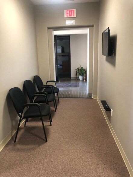 More Photos Of 101 Locust St, Hickman Coworking Space