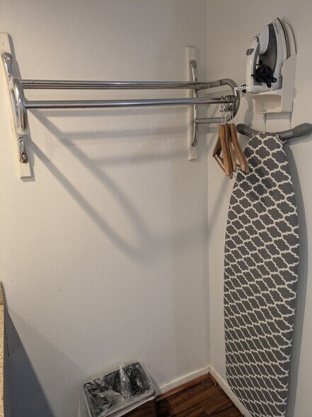 More Photos Of 3100 W Northwest Loop 323, Tyler Hotel For Sale