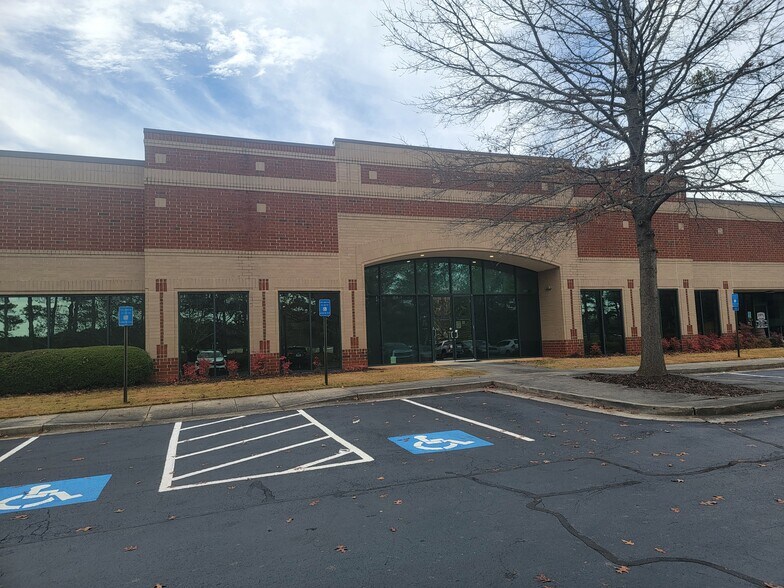 More Photos Of 2855 Marconi Dr, Alpharetta Flex For Lease