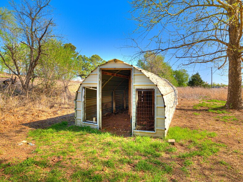 More Photos Of 601 Cimarron Rd, Tuttle Specialty For Sale