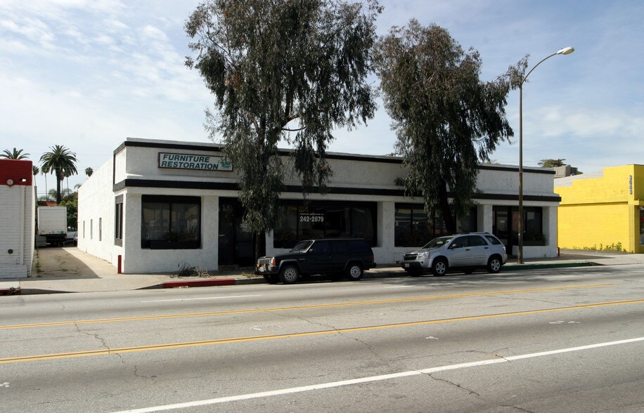 More Photos Of 3637 San Fernando Rd, Glendale Freestanding For Sale