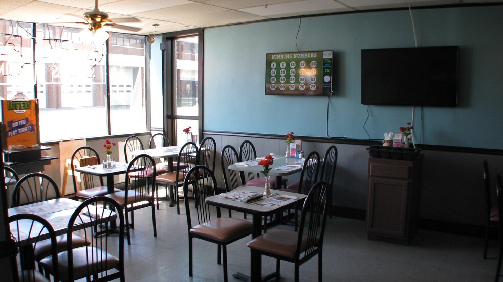 More Photos Of 88 Water St, Torrington Restaurant For Sale